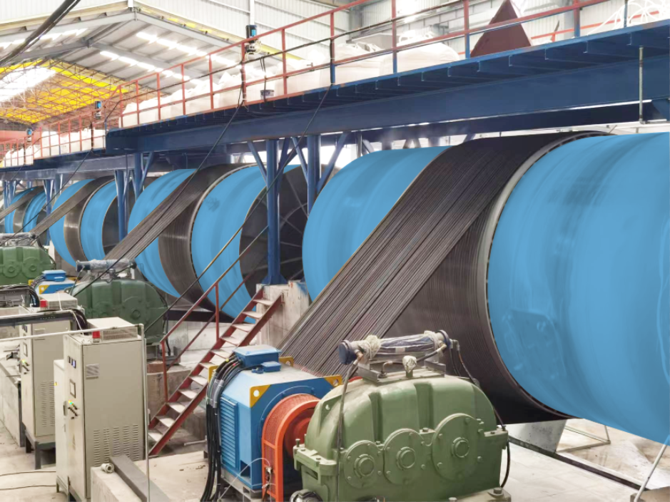 Grinding mills