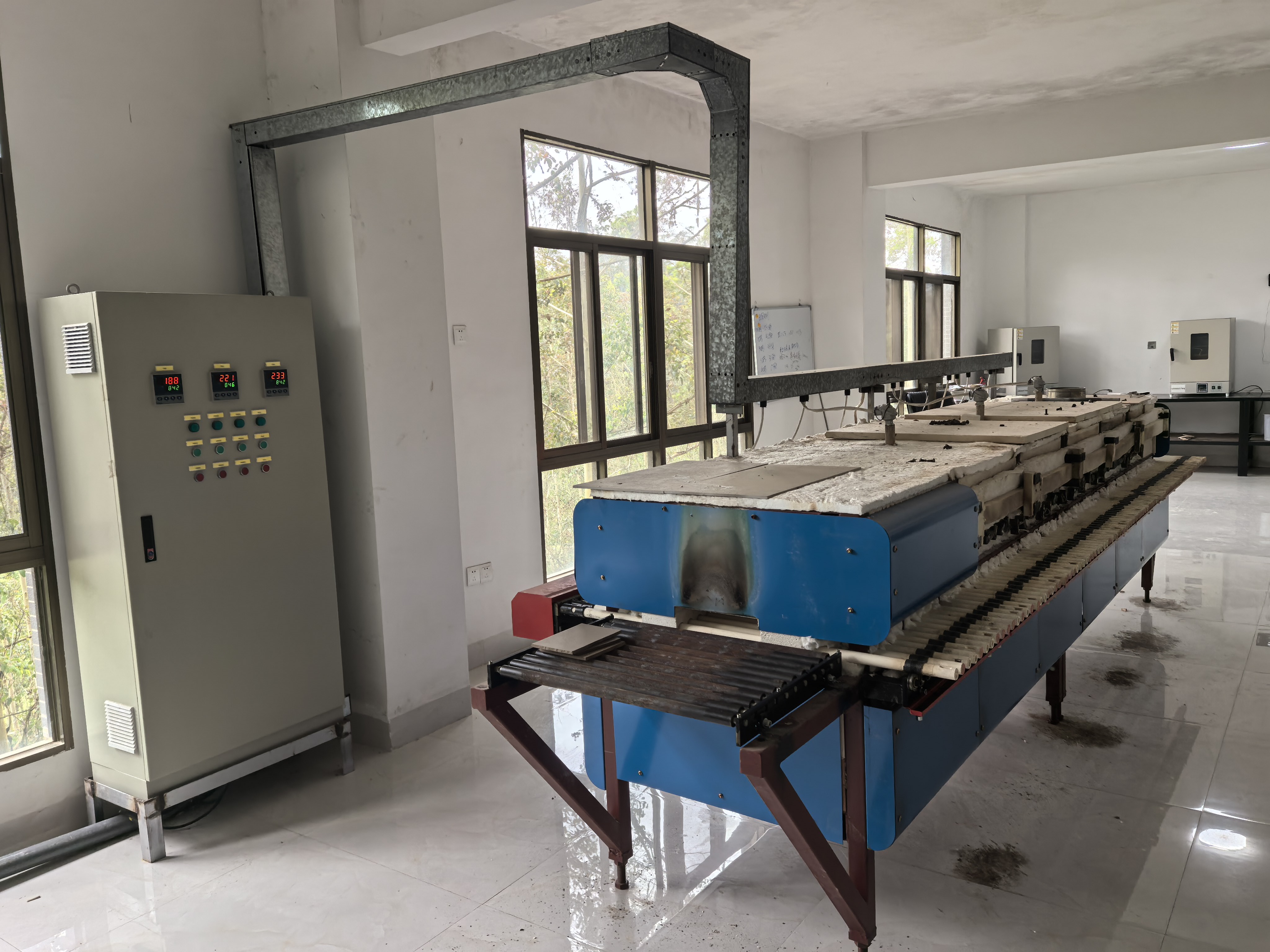 Ceramic firing simulation kiln
